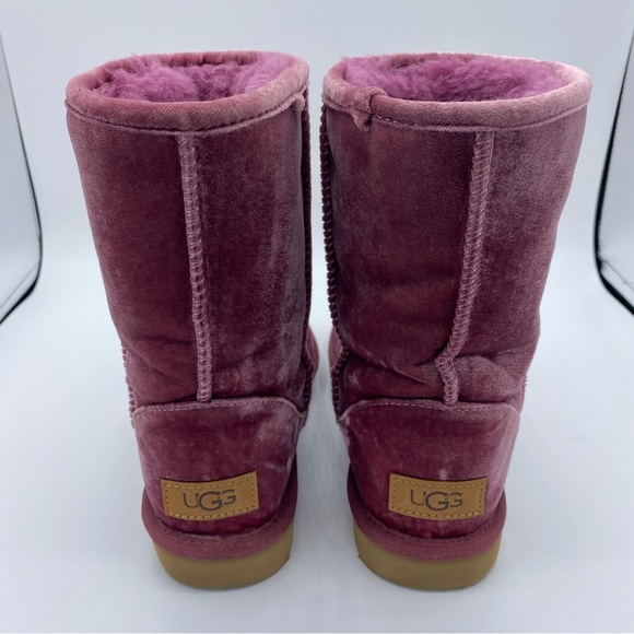 NEW RARE - Pink Velvet UGG boots sz 5 - Picture 4 of 5